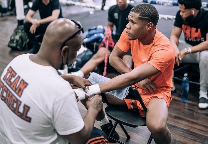 Photos Devin Haney Grinds Hard In Camp For Gamboa Fight Boxing News